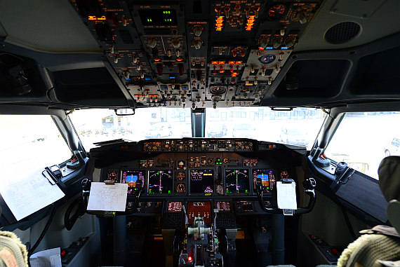 El Al Israel Airlines UP 4X-EKO_6 Cockpit Foto PA Austrian Wings Media Crew