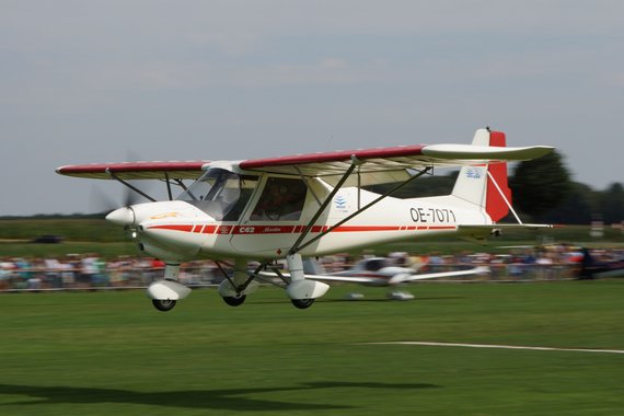 OE-7071 Flugplatzfest Völtendorf 20140803_16_LOAD_Wildbergair