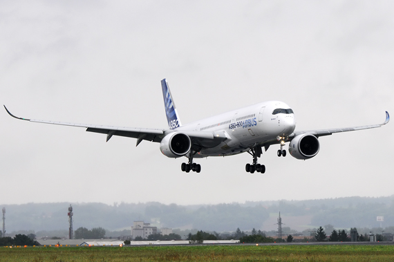 Airbus A350-900 XWB im Anflug auf Linz - Foto: Austrian Wings Media Crew Airbus A350-900 XWB im Anflug auf Linz - Foto: Austrian Wings Media Crew