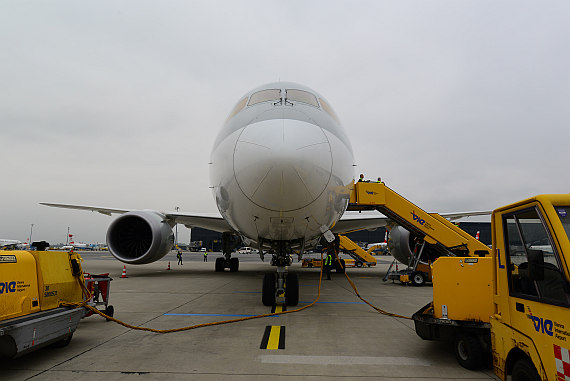 Qatar Airways Boeing 787 Dreamliner A7-BCE frontal Foto PA Austrian Wings Media Crew