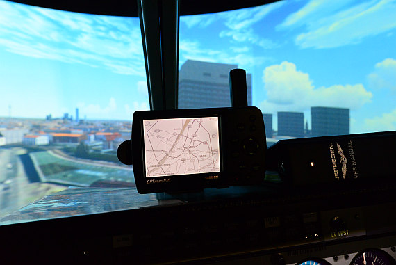 Sogar ein echtes! GPS wurde verbaut. Sogar ein echtes! GPS wurde verbaut.