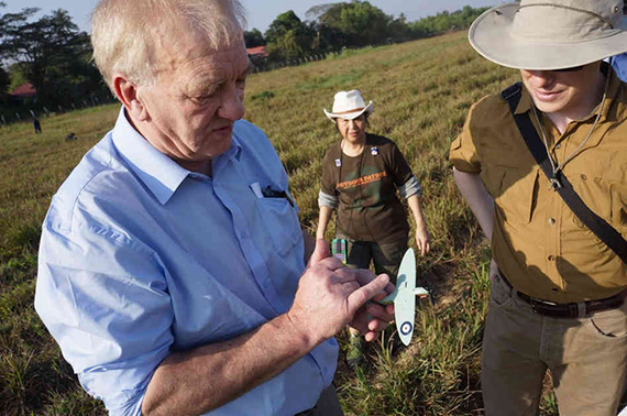 David Cundall glaubt an die vergrabenen Spitfires (Foto: warhistoryonline.com)