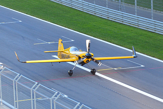 Red Bull Air RAce Spielberg 2014 Foto Markus Dobrozemsky Flugzeug mit Winglets