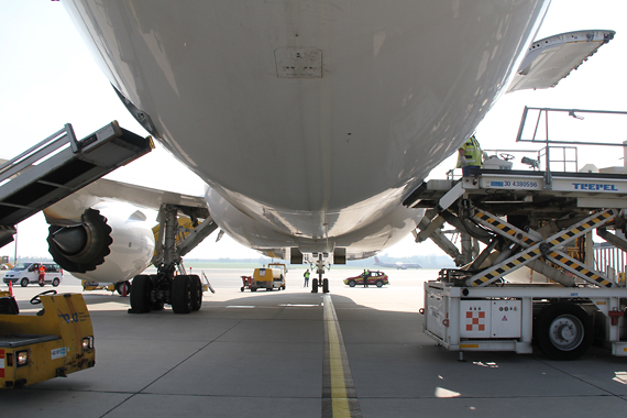 Royal Jordanian Dreamliner in Wien - Foto Austrian Wings Media Crew