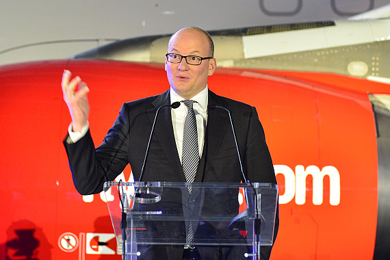 Flughafenvorstand Julian Jäger hob die Bedeutung des deutsch-österreichischen Billigfliegers NIKI für den Airport Wien hervor Flughafenvorstand Julian Jäger hob die Bedeutung des deutsch-österreichischen Billigfliegers NIKI für den Airport Wien hervor