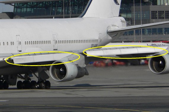 Dieses Foto zeigt die ausgefahrenen Krügerklappen an der Vorderseite der Tragflächen einer Boeing 747-100: Weil bei der "Hessen" diese Auftriebshilfen nicht ausgefahren waren, kam es zum Strömungsabriss - Foto: Jan Arwed Richter / Jacdec