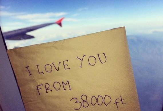 Diese Botschaft für ihren Freund postete die Flugbegleiterin kürzlich im Netz.