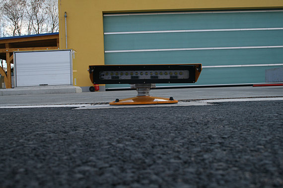 Anflugbefeuerung aus LED's. Anflugbefeuerung aus LED's.
