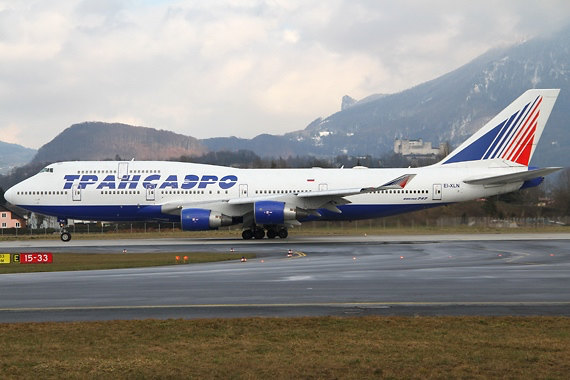 „Trans Soviet 328 heavy“ donnert die Piste in Salzburg hinab, um heim nach Vnukovo zu fliegen. Sie wird eines der gewaltigsten Zivilflugzeuge bleiben, und noch in vielen Jahren atemberaubend sein. Mit Transaero gibt es eine Airline, auf der man zu her