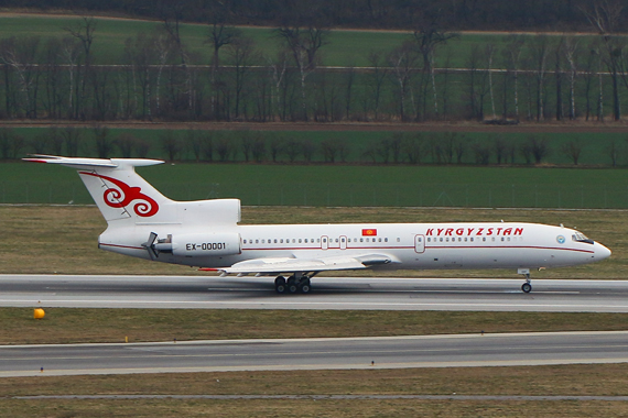 Kirgistan KirgistanTupolew TU154 von Kyrgyzstan Reg.: EX-00001 Christian Zeilinger / Austrian Wings Media Crew