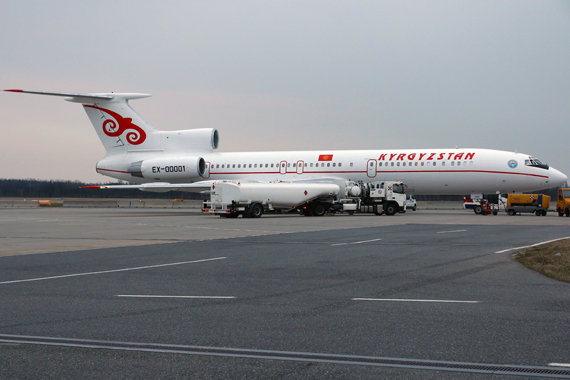 Kirgistan Tupolew TU154 von Kyrgyzstan Reg.: EX-00001 Christian Zeilinger / Austrian Wings Media Crew Kirgistan Tupolew TU154 von Kyrgyzstan Reg.: EX-00001 Christian Zeilinger / Austrian Wings Media Crew