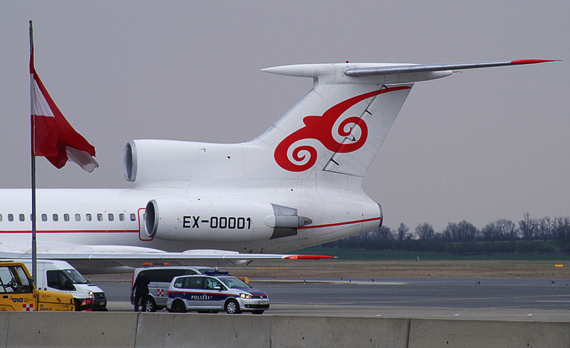 Die drei Triebwerke am Heck sind das Markenzeichen der TU-154 - Foto: Martin Oswald Die drei Triebwerke am Heck sind das Markenzeichen der TU-154 - Foto: Martin Oswald
