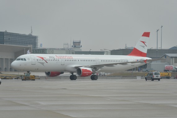 Bislang trägt die OE-LBC als einziges Flugzeug der AUA-Flotte die neuen Farben.