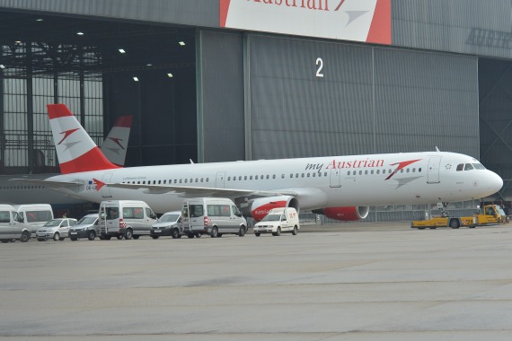 New Colours AUA Austrian Airlines OE-LBC Ankunft Foto PA Austrian Wings Media Crew_3