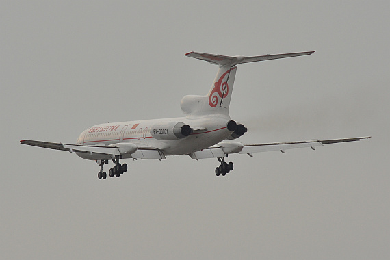 Tupolev Tu-154 Kirgistan EX-0001 Foto PA Austrian Wings Media Crew Landung in Wien_2