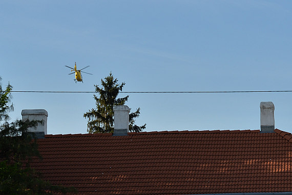 ÖAMTC Christophorus 9 Notarzthubschrauber Einsatz Ketzergasse Anton Freunschlaggasse 29April2015 1730 Uhr Pilot Robert Holzinger Foto Huber Austrian Wings Media Crew 14