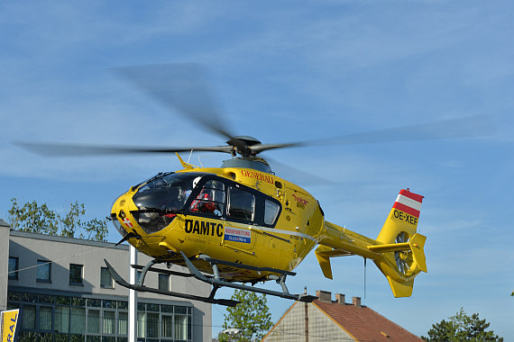 ÖAMTC Christophorus Flugretter HEMS Crewmember HCM Symbolbild Sujetbild Foto Huber Austrian Wings Media Crew_13