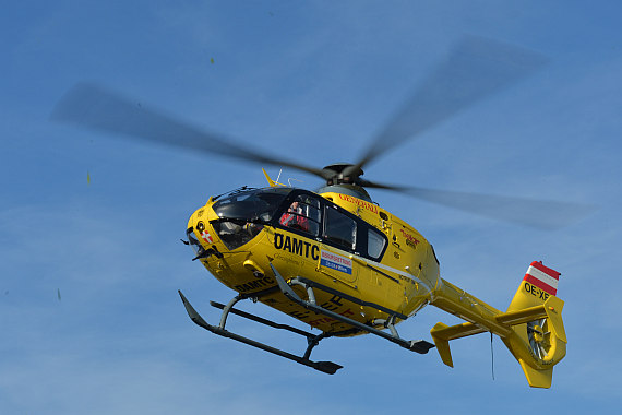 ÖAMTC Christophorus Flugretter HEMS Crewmember HCM Symbolbild Sujetbild Foto Huber Austrian Wings Media Crew_14