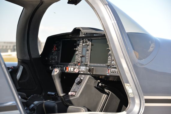 Diamond Aircraft DA62 OE-VSB Cockpit Foto Huber Austrian Wings Media Crew