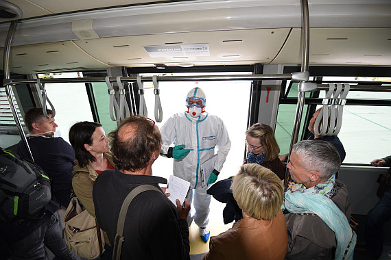 Einsatzübung Infektiöser Patient Flughafen Wien 28042015 Foto VIE_2