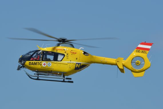 Sie fliegen für unser Leben: Die gelben Engel der Christophorus-Helikopter.