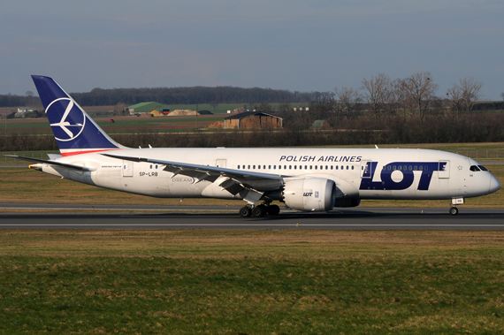 LOT Boeing 787-8 Dreamliner SP-LRB in Wien - Foto Austrian Wings Media Crew LOT Boeing 787-8 Dreamliner SP-LRB in Wien - Foto Austrian Wings Media Crew