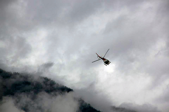 Notfälle suchen sich kein Schönwetter aus. So lange es die Flugsicherheit zulässt, wird somit auch unter widrigen Witterungsbedingungen trainiert.