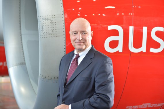 Der künftige AUA-CEO Kay Kratky kam mit einer klaren Ansage: "Ich will versuchen die Gräben zwischen Tyrolean und AUA-Piloten zu glätten."