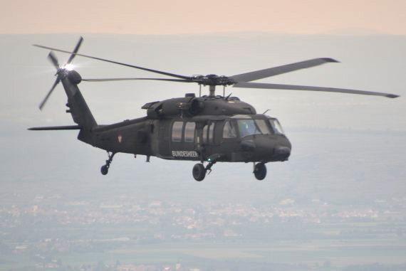 Bundesheer Sikorsky Black Hawk airtoair Foto Huber Austrian Wings Media Crew_15