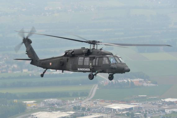 Bundesheer Sikorsky Black Hawk airtoair Foto Huber Austrian Wings Media Crew_7