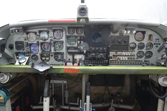 Cockpit der PC-6 Porter.