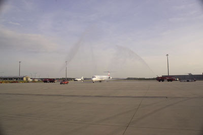 AUA Austrian Airlines MD-80-Ausflottung 22Juni2005 Foto Archiv Austrian Airlines_5