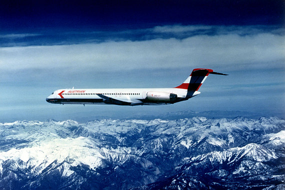 MD-81 der AUA im Flug. MD-81 der AUA im Flug.