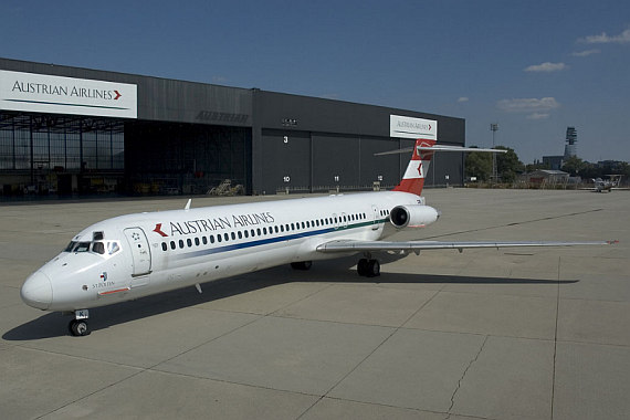 AUA Austrian Airlines MD-87ER St. Pölten OE-LMK Foto AUA AUA Austrian Airlines MD-87ER St. Pölten OE-LMK Foto AUA