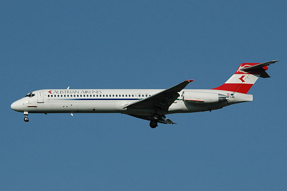AUA Austrian Airlines OE-LML MD-87 new colors Foto AUA AUA Austrian Airlines OE-LML MD-87 new colors Foto AUA
