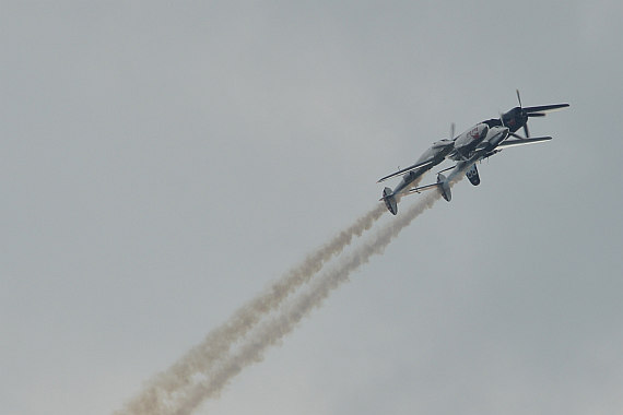 Flugplatzfest STockerau 2015 Foto Huber Austrian Wings Media Crew Flying Bulls Formation F4U Corsair P-38 Lightning_13