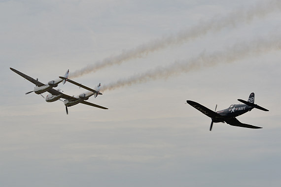 Flugplatzfest STockerau 2015 Foto Huber Austrian Wings Media Crew Flying Bulls Formation F4U Corsair P-38 Lightning_5