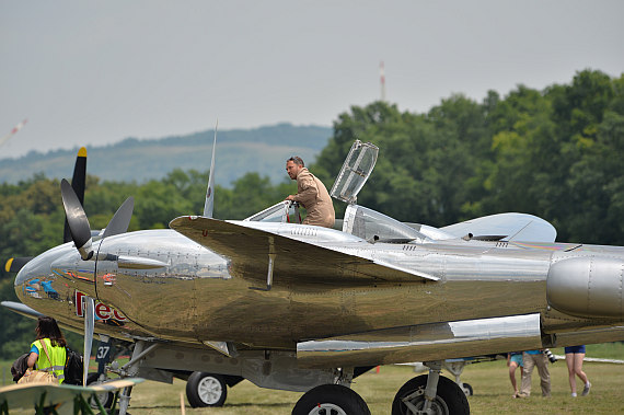 Flugplatzfest STockerau 2015 Foto Huber Austrian Wings Media Crew Flying Bulls P-38 Lightning pilot raimund riedmann_1