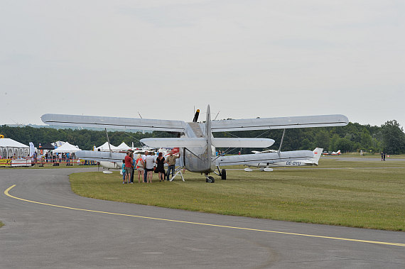 Ob mit Flächenflugzeug ...