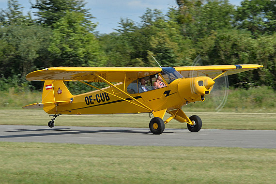 Flugplatzfest Stockerau 2015 28062015 Foto Huber Austrian Wings Media Crew AAM Piper Cub OE-CUB_6