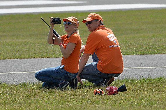 Flugplatzfest Stockerau 2015 28062015 Foto Huber Austrian Wings Media Crew Showfly Team Alexander Balzer_1