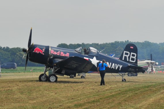 Fugplatzfest Stockerau 2015 Foto Huber Austrian Wings Media Crew Flying Bulls F4U Corsair