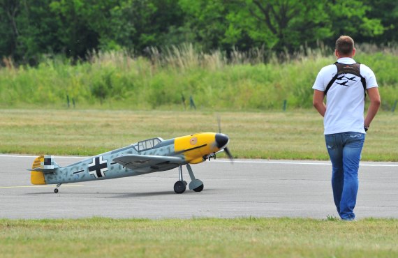 Fugplatzfest Stockerau 2015 Foto Huber Austrian Wings Media Crew Me-109 Modell