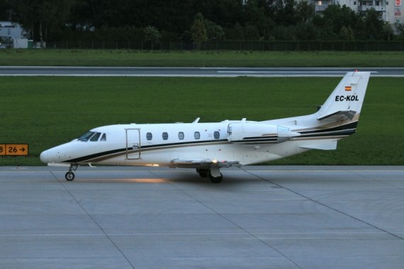 LOWI 11.06.15 EC-KOL Aerovalles C56X nightshot Bilderbergertreffen 2015 Foto Christian Schöpf