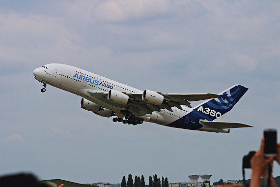 A380 beim Start - Foto: Sebastian Gutmann
