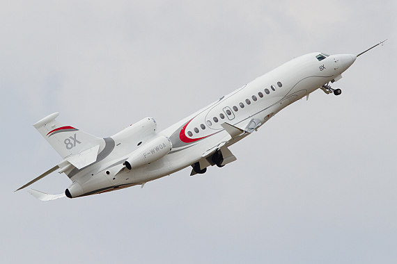 Dassault Falcon 8X beim Start - Foto: Thomas Ranner