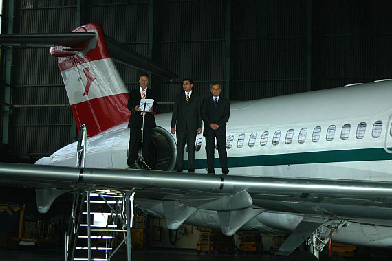 Die damaligen AUA-Vorstände Vagn Sörensen, Thomas Kleibl und Josef Burger sind heute ebenso Geschichte wie die MD-80 - Foto: Martin Dichler Die damaligen AUA-Vorstände Vagn Sörensen, Thomas Kleibl und Josef Burger sind heute ebenso Geschichte wie die MD-80 - Foto: Martin Dichler