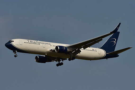 Blue Panorama Boeing 767-300ER EI-CMD Foto Huber Austrian Wings Media Crew_1