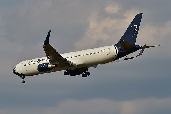 Blue Panorama Boeing 767-300ER EI-CMD Foto Huber Austrian Wings Media Crew_3