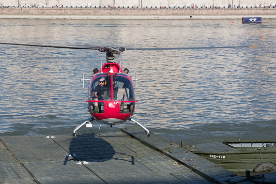 Red Bull Air Race Budapest 2015 BO-105 Peter Hollos - 180003-PH5_5322